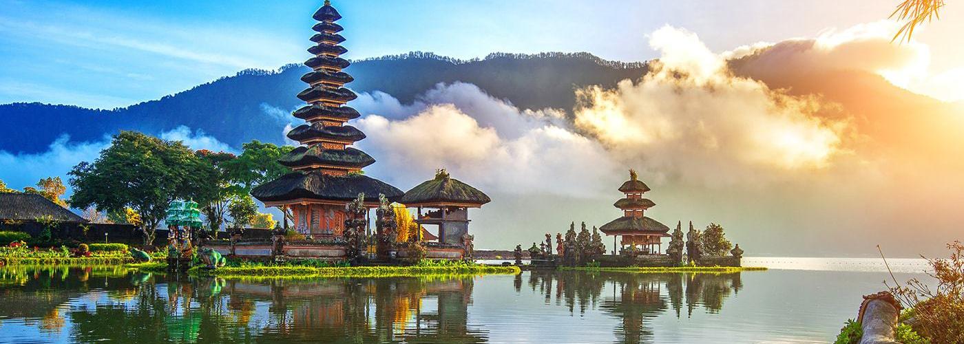 Kampung Bugis Vacation Rentals - Wimdu