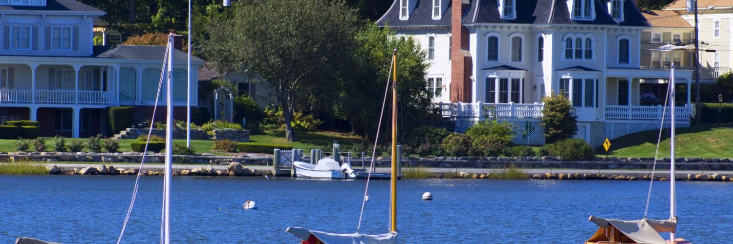 Mystic Vacation Rentals - HomeToGo
