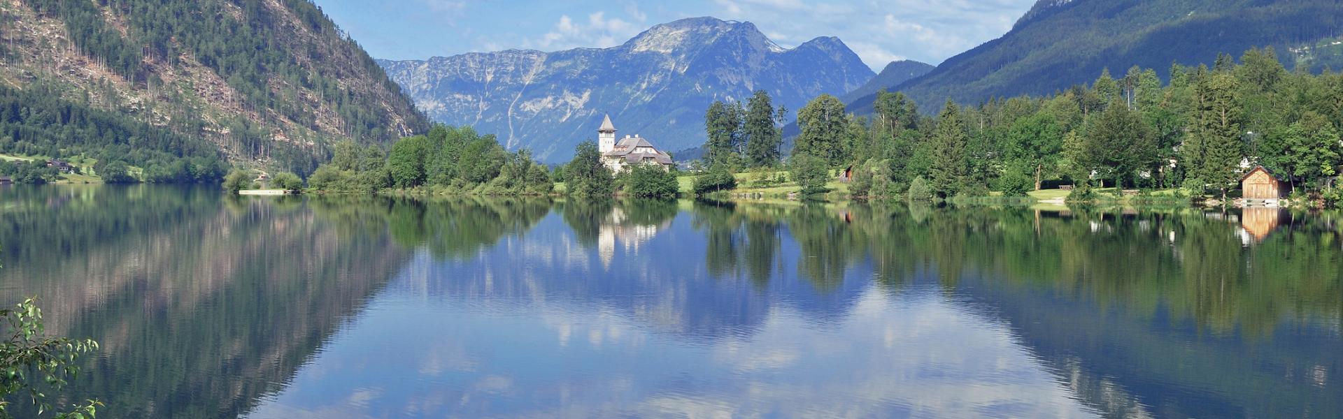 Ferienwohnungen und Ferienhäuser am Altaussee - HomeToGo