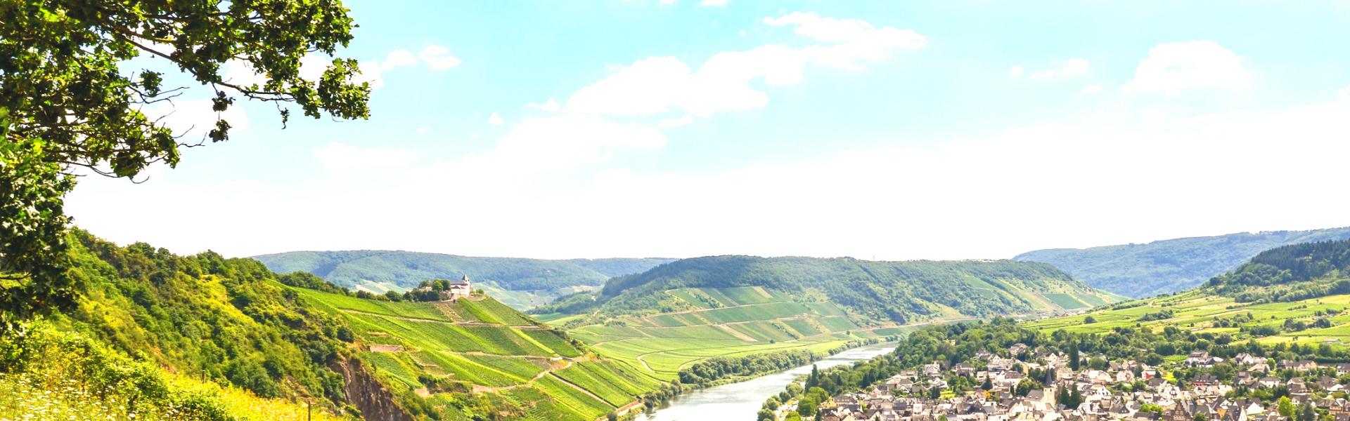 Ferienwohnungen und Ferienhäuser in Niederrhein - HomeToGo
