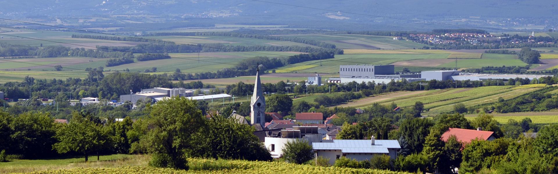 Ferienwohnungen und Ferienhäuser in Frauenkirchen - HomeToGo