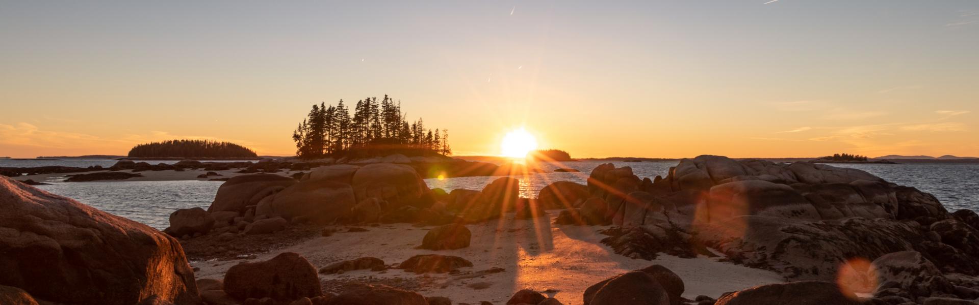Stonington, Maine Vacation Rentals - HomeToGo
