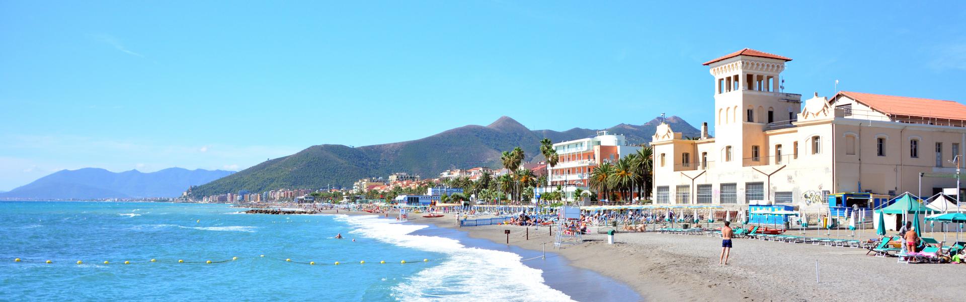 Case e appartamenti vacanza a Loano - HomeToGo