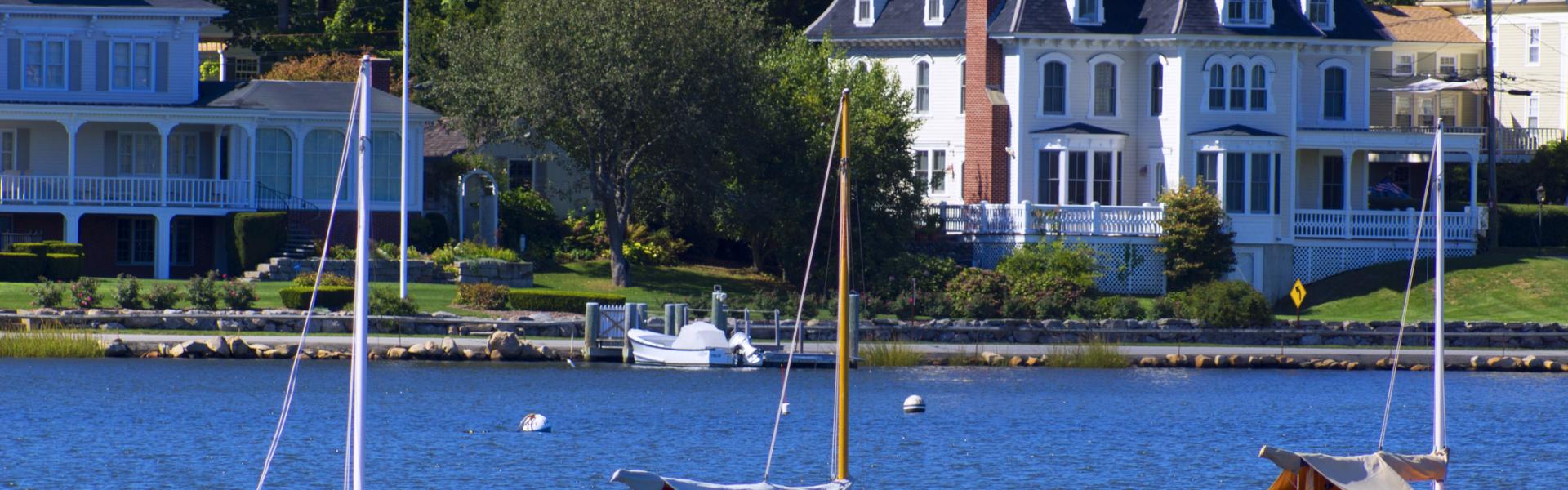 Stonington Vacation Rentals - HomeToGo