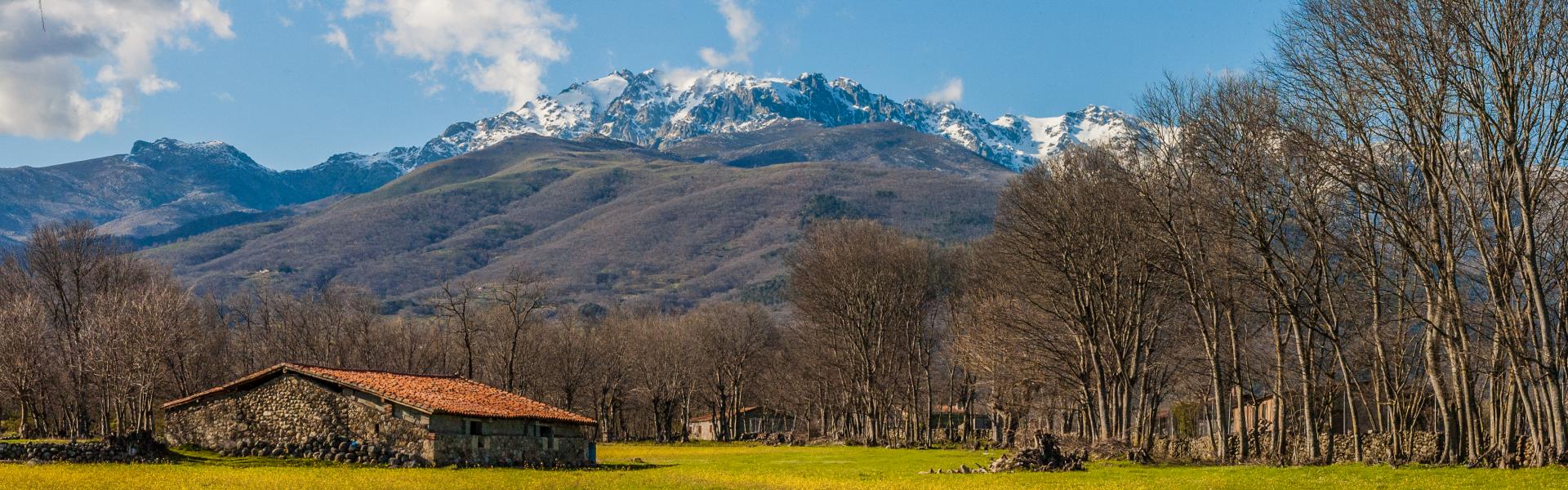 Alojamientos y casas rurales en Candeleda - HomeToGo