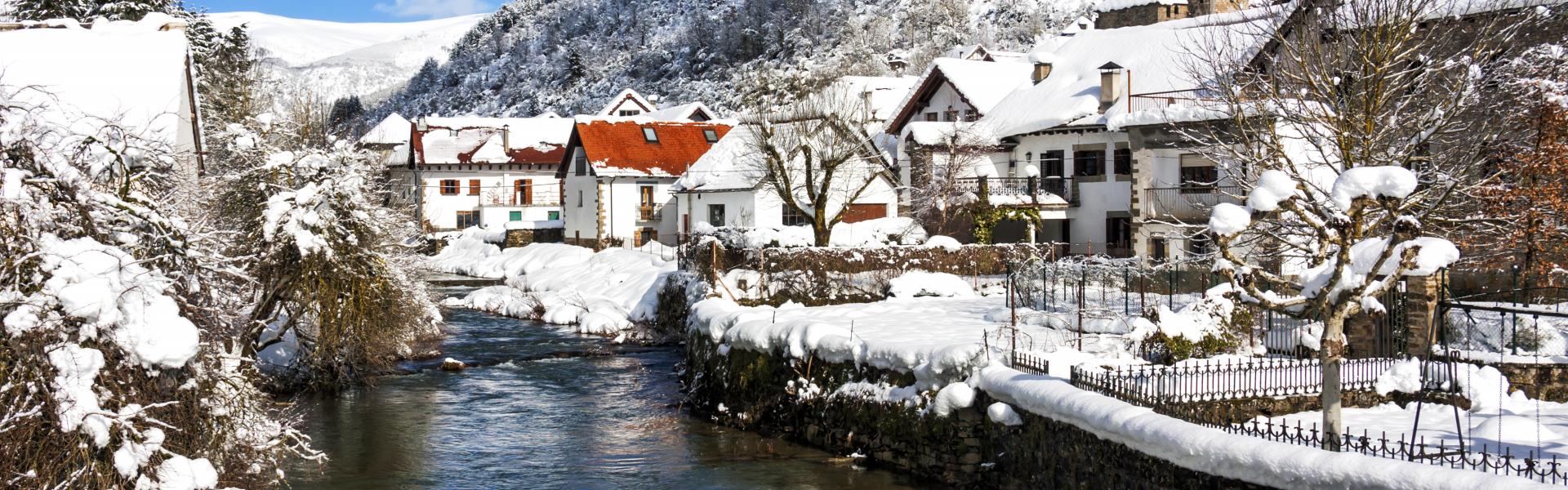Alojamientos y casas rurales en Ochagavía - HomeToGo