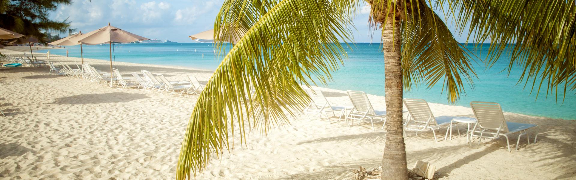 Seven Mile Beach Vacation Rentals - HomeToGo