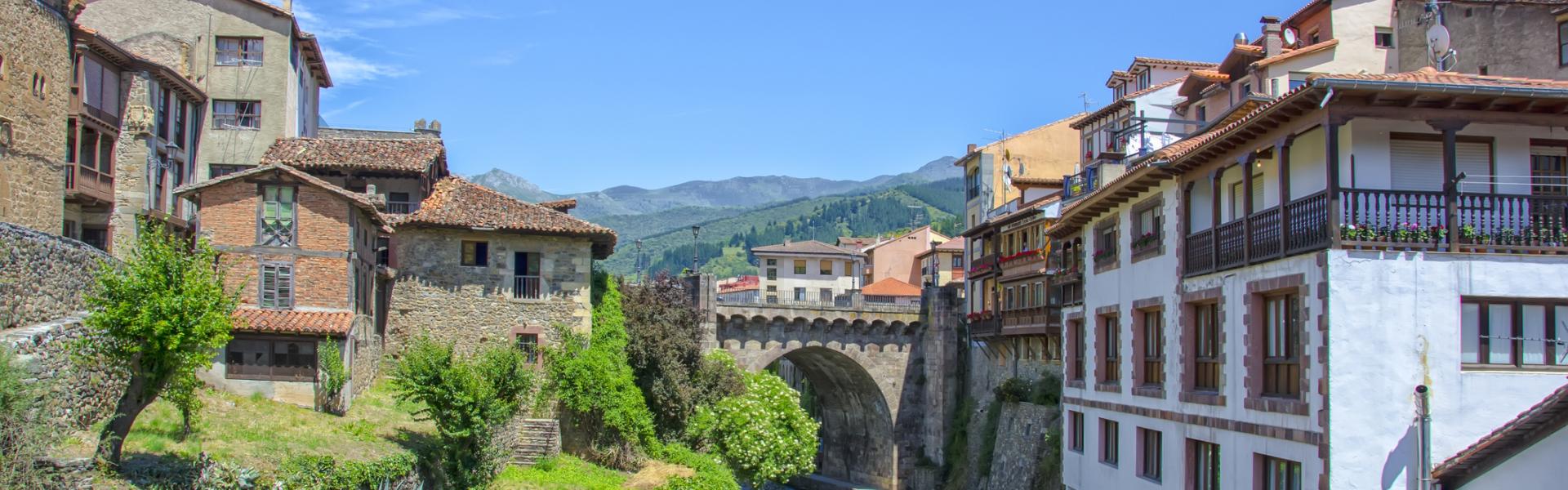 Alojamientos y casas rurales en Potes - HomeToGo