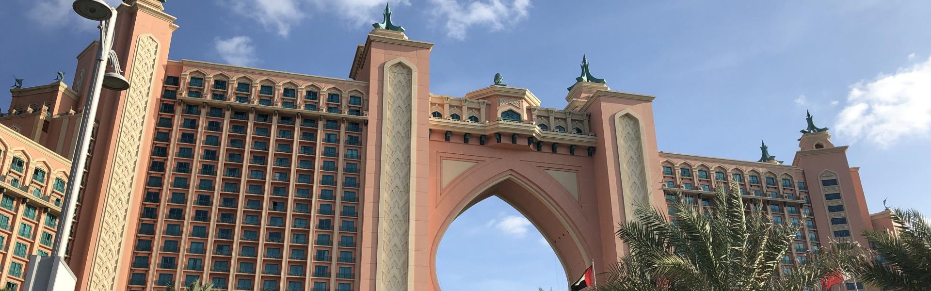 The Palm Jumeirah Vacation Rentals - HomeToGo