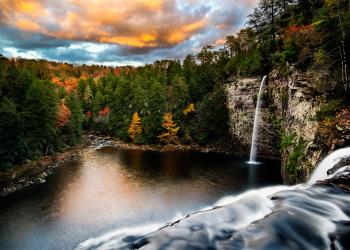 Book a vacation rental in Fall Creek Falls for hiking and nature - HomeToGo