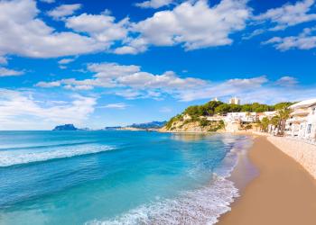 Book Costa Blanca vacation cottages to enjoy the Spanish lifestyle - HomeToGo