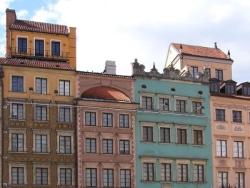 Häuserfront in Warschau in Polen