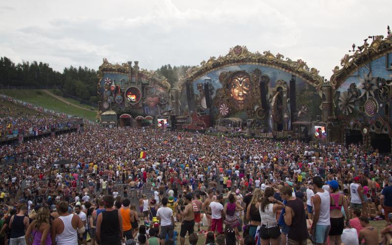 Encuentra Alojamientos Para El Tomorrowland Festival Hometogo