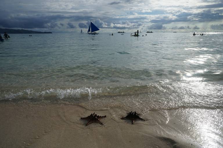 Boracay vacation rentals offer you pure island magic! - HomeToGo