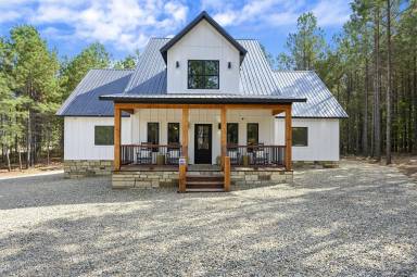 Cabin Kitchen Hochatown