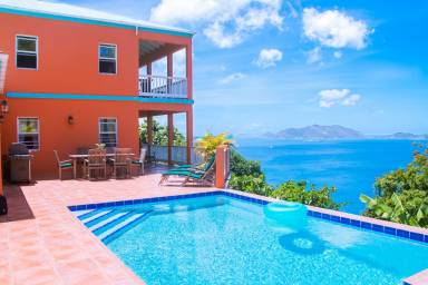 Villa Leonards