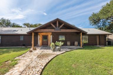 Experience the heart of Texas from your Kerrville vacation rental - HomeToGo