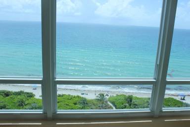 Apartment Balcony/Patio Miami Beach