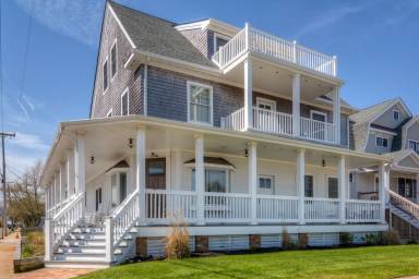 Experience the Jersey Shore at a Brick vacation home - HomeToGo