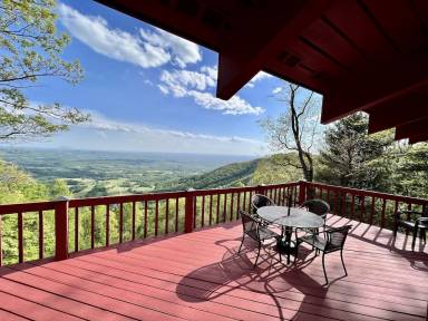 House Hillsville