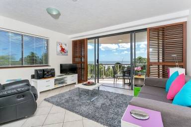 Apartment Kitchen Cairns City