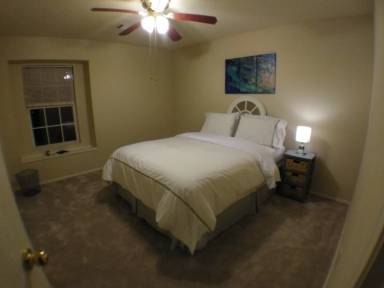 Enjoy Whimsical Urban Charm with a Vacation Rental in McKinney Texas - HomeToGo