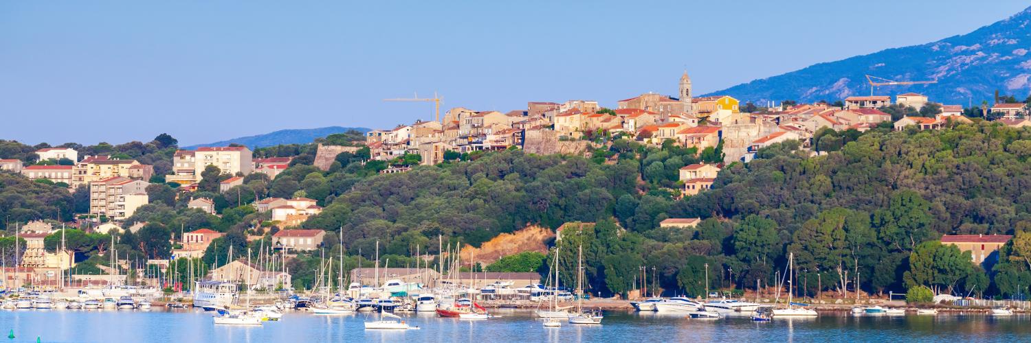 Locations de maisons et appartements de vacances à Porto-Vecchio - CASAMUNDO