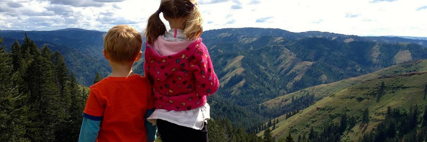 In montagna con i bambini: cosa portare - CaseVacanza.it