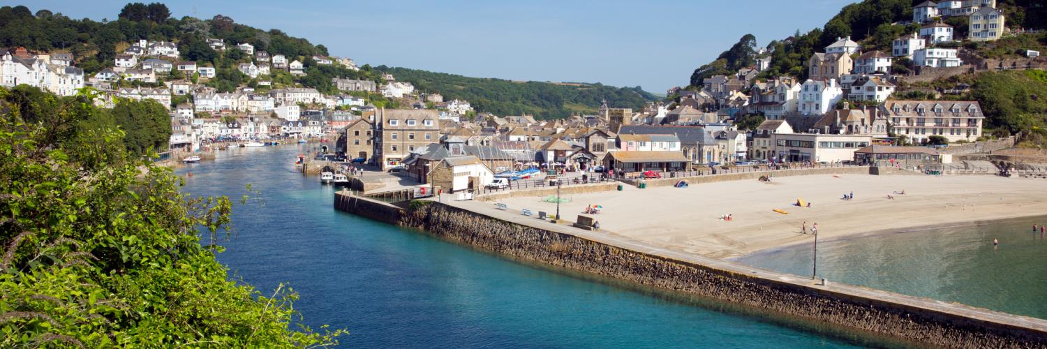 Holiday Cottages in Looe - HomeToGo