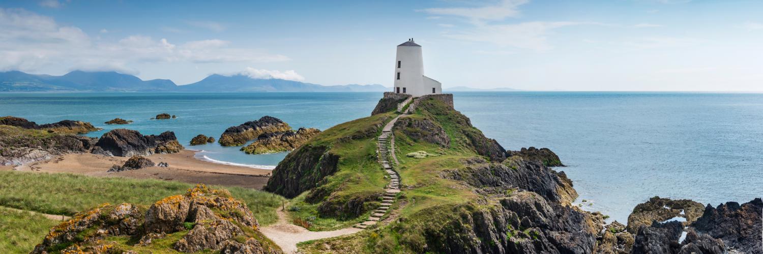 Holiday Cottages & Accommodation on Anglesey - HomeToGo