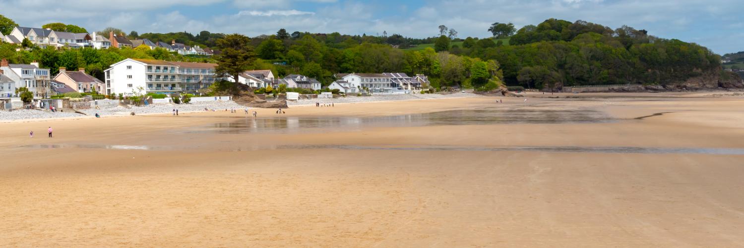 Find holiday cottages & holiday homes in Saundersfoot from £54!