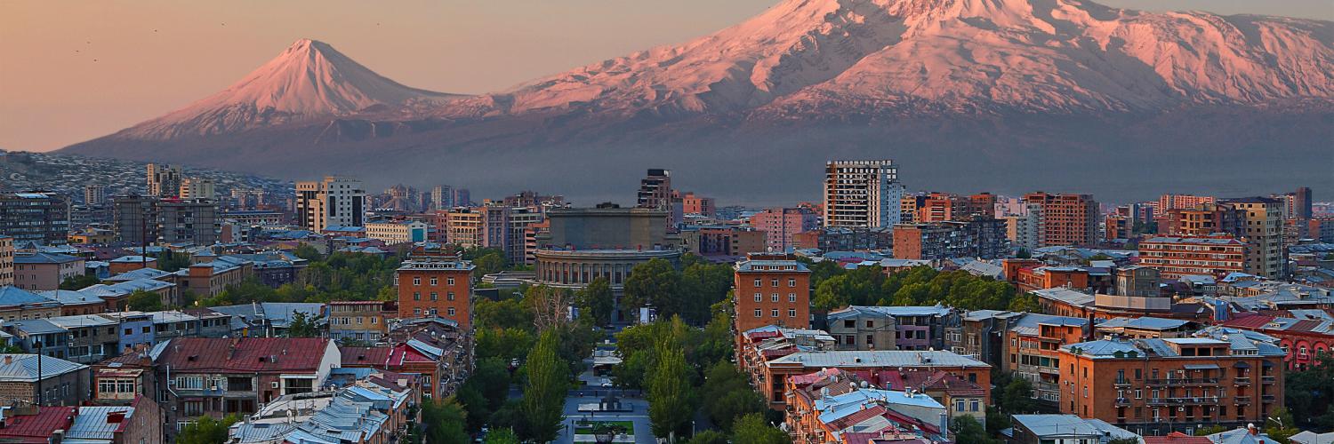 Апартаменты и квартиры посуточно Армения - HomeToGo
