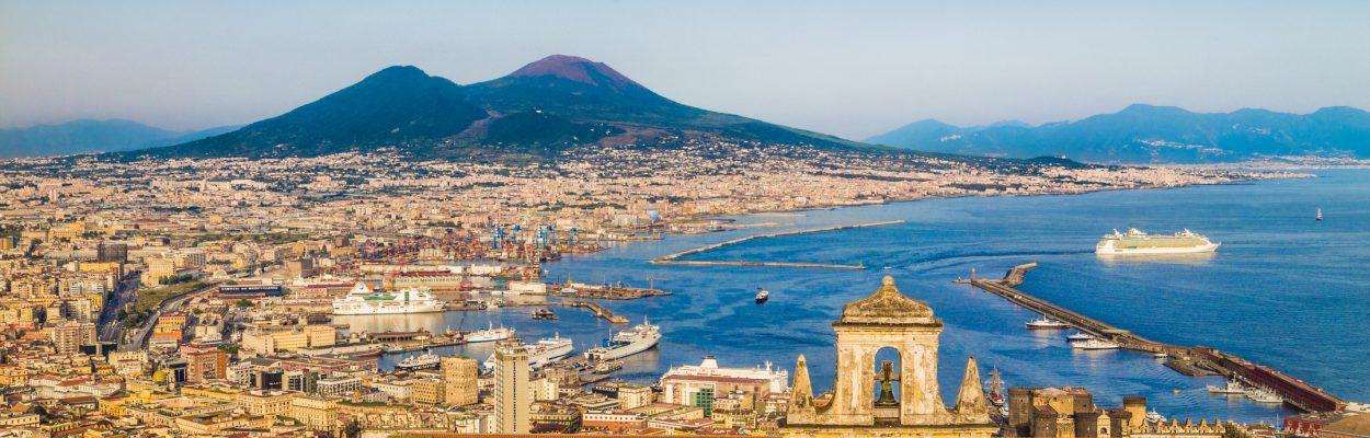 Napoli mordi e fuggi: cosa vedere in 3 giorni - Wimdu