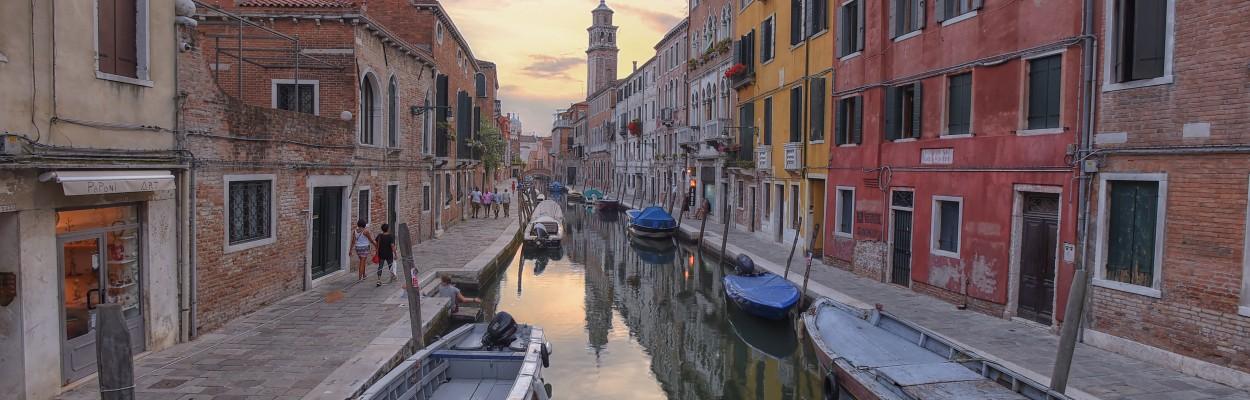 A Guide to the Six Sestieri of Venice - Wimdu