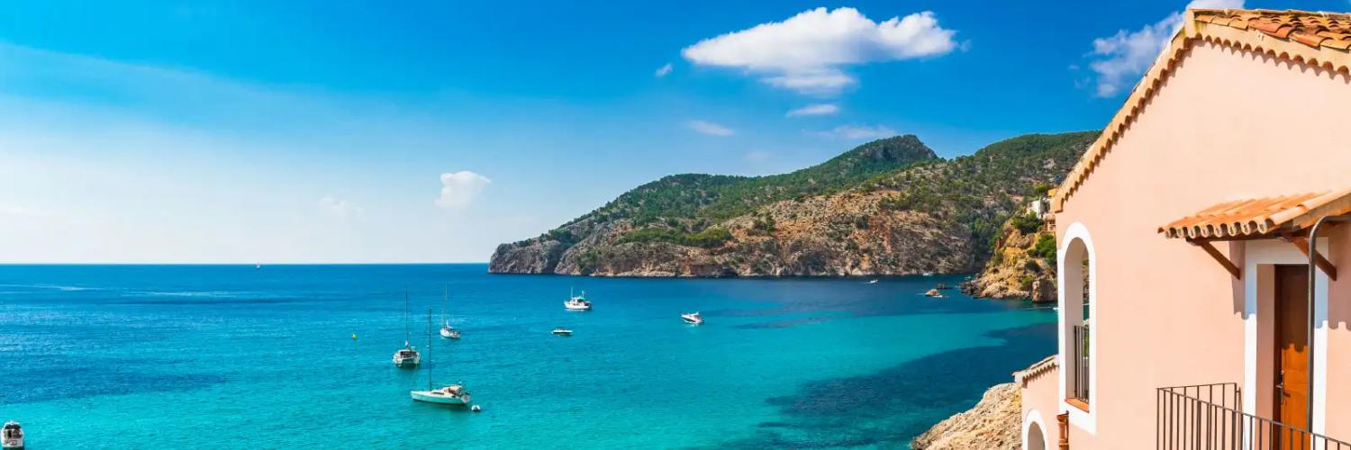 Ferienhäuser  & Ferienwohnungen mit Meerblick auf Mallorca - e-domizil