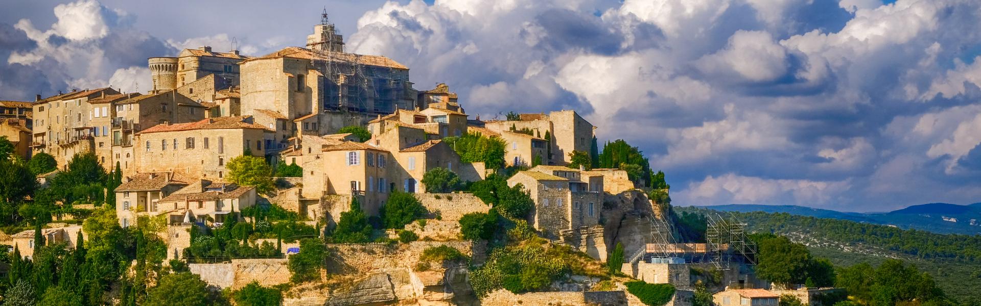 Ferienwohnungen & Ferienhäuser für Urlaub in Gordes - Casamundo