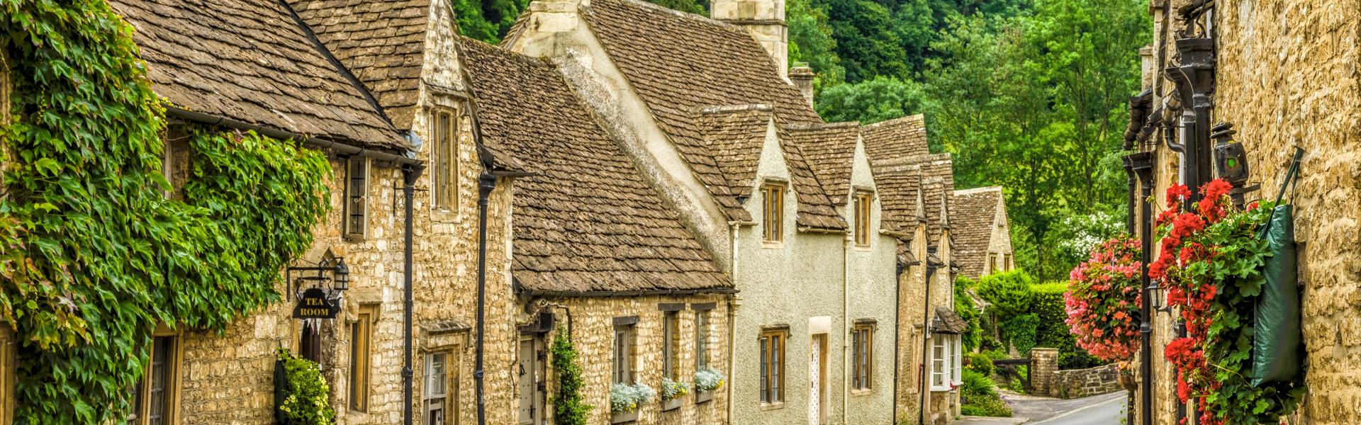 Cotswold District Vacation Rentals - HomeToGo