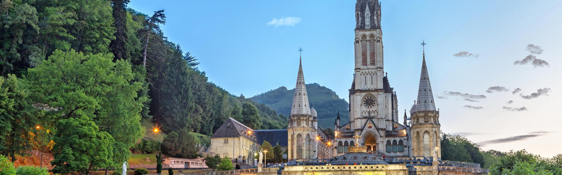 Locations de vacances et chambres d'hôtes à Lourdes - HomeToGo
