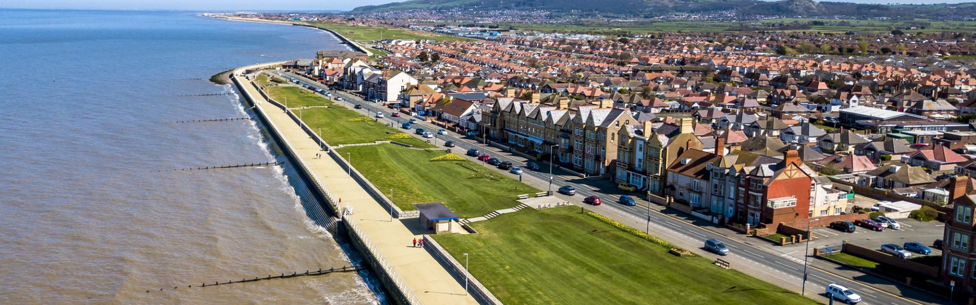 Find holiday cottages & in Rhyl from £45!