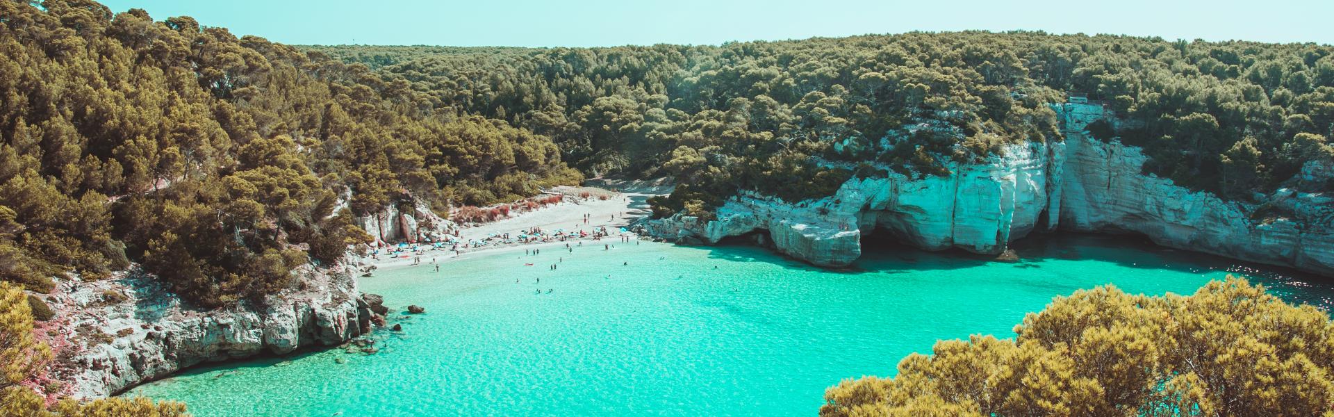 Fincas und Ferienhäuser auf Menorca - HomeToGo
