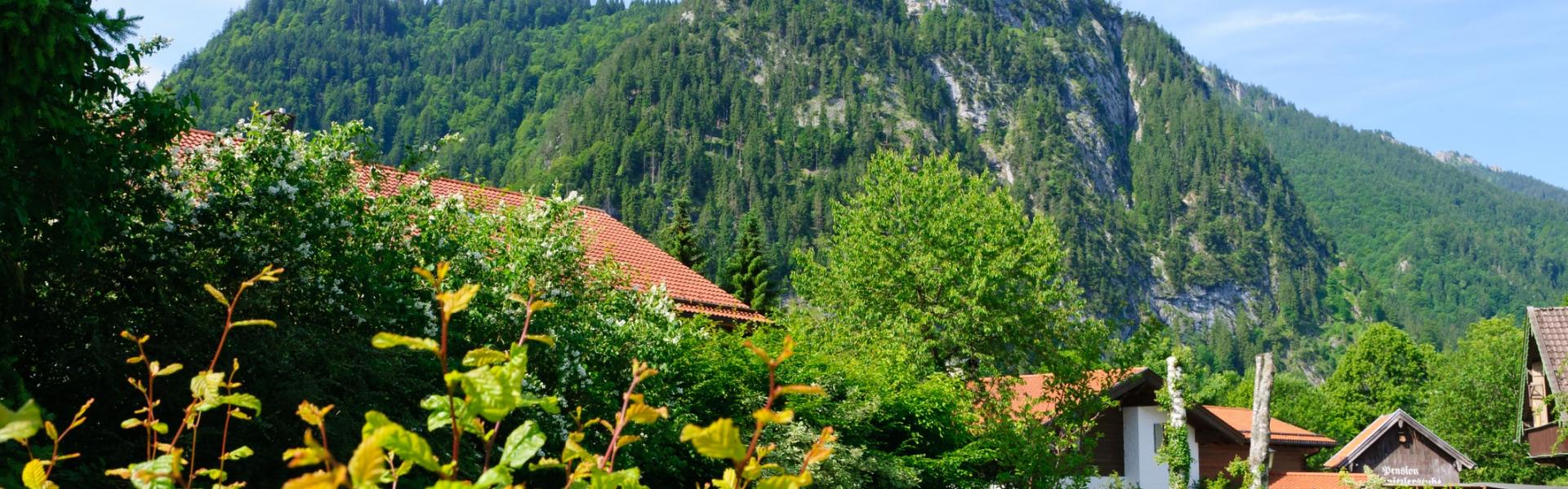 Ferienwohnungen und Ferienhäuser in Oberau in Deutschland - HomeToGo