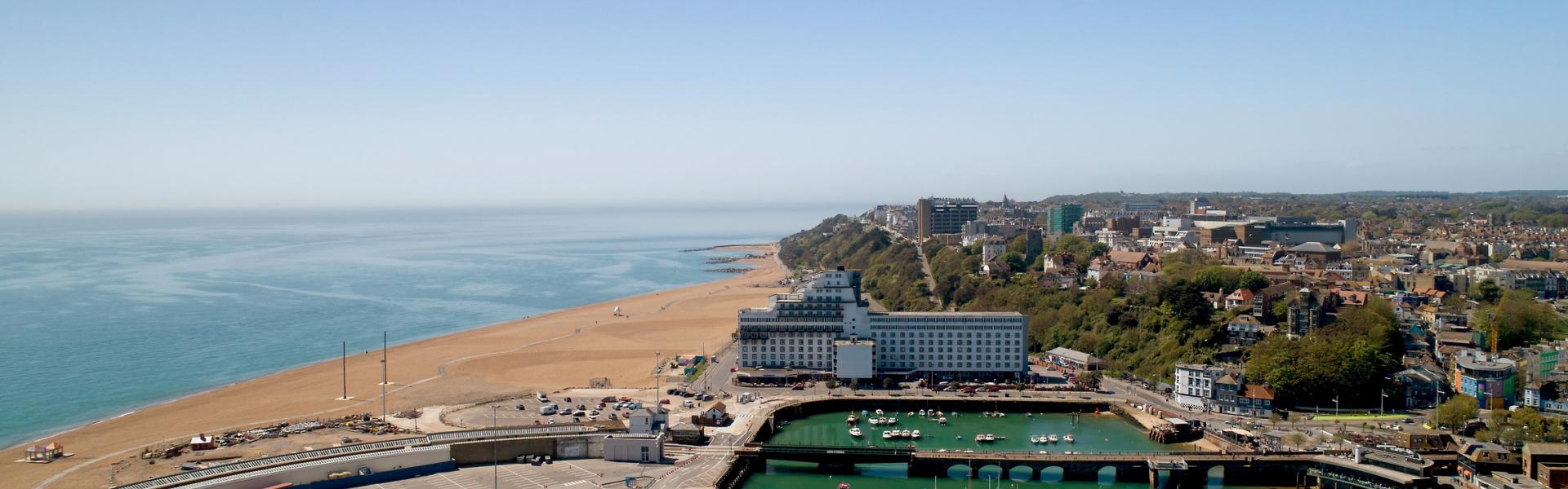 Holiday & Lettings in Folkestone from £41 HomeToGo