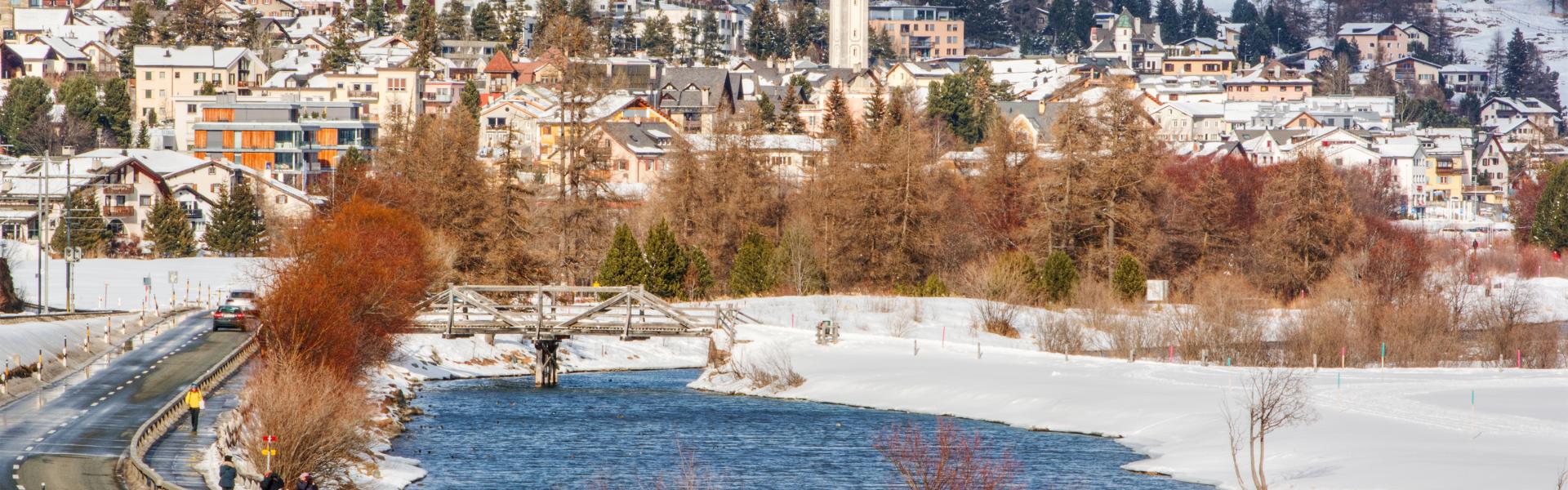 Ferienwohnungen und Ferienhäuser in Samedan - HomeToGo