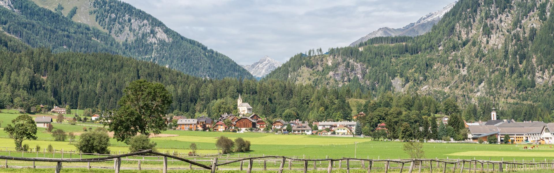 Ferienwohnungen und Ferienhäuser in Mauterndorf - HomeToGo