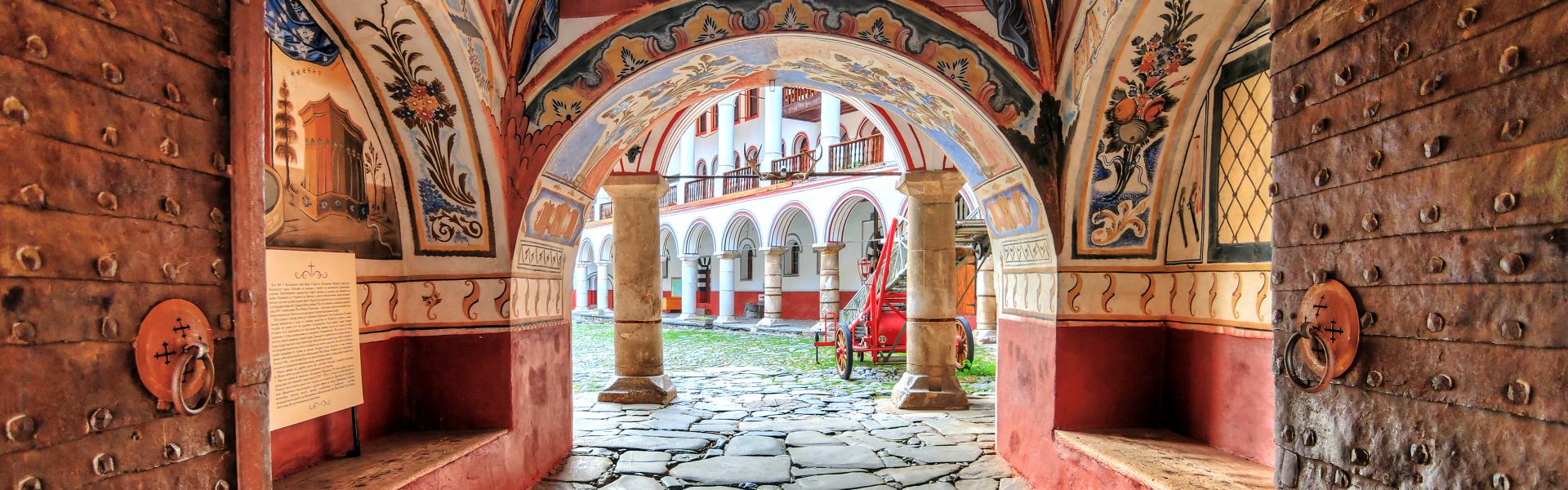 Semesterhus Bulgarien är en exotisk resa där du kan välja mellan värme eller skidåkning  - Casamundo