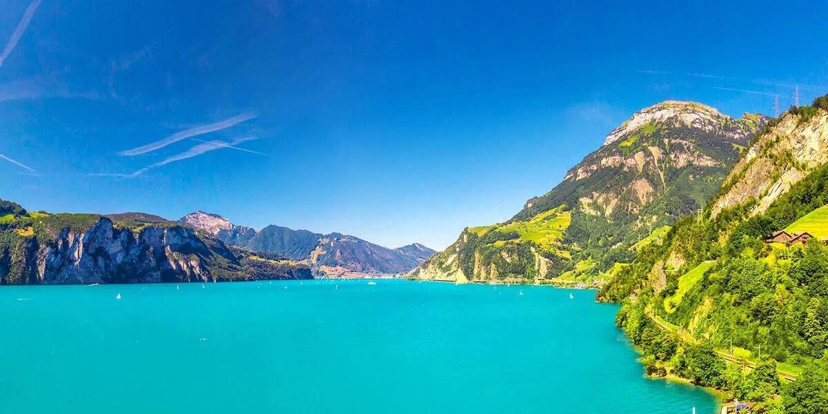 Luxus Ferienhäuser und Ferienwohnungen in Andermatt - BELLEVUE Ferienhaus