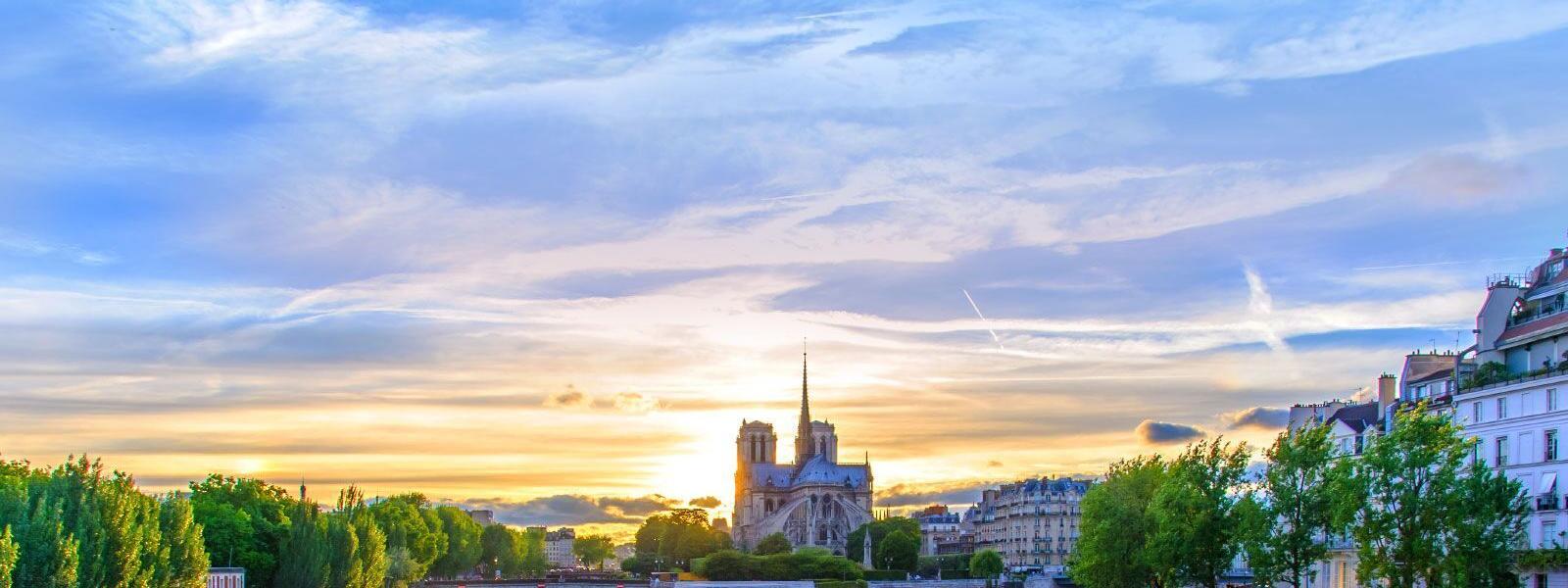 Luxus Ferienhäuser und Ferienwohnungen in Paris - BELLEVUE Ferienhaus