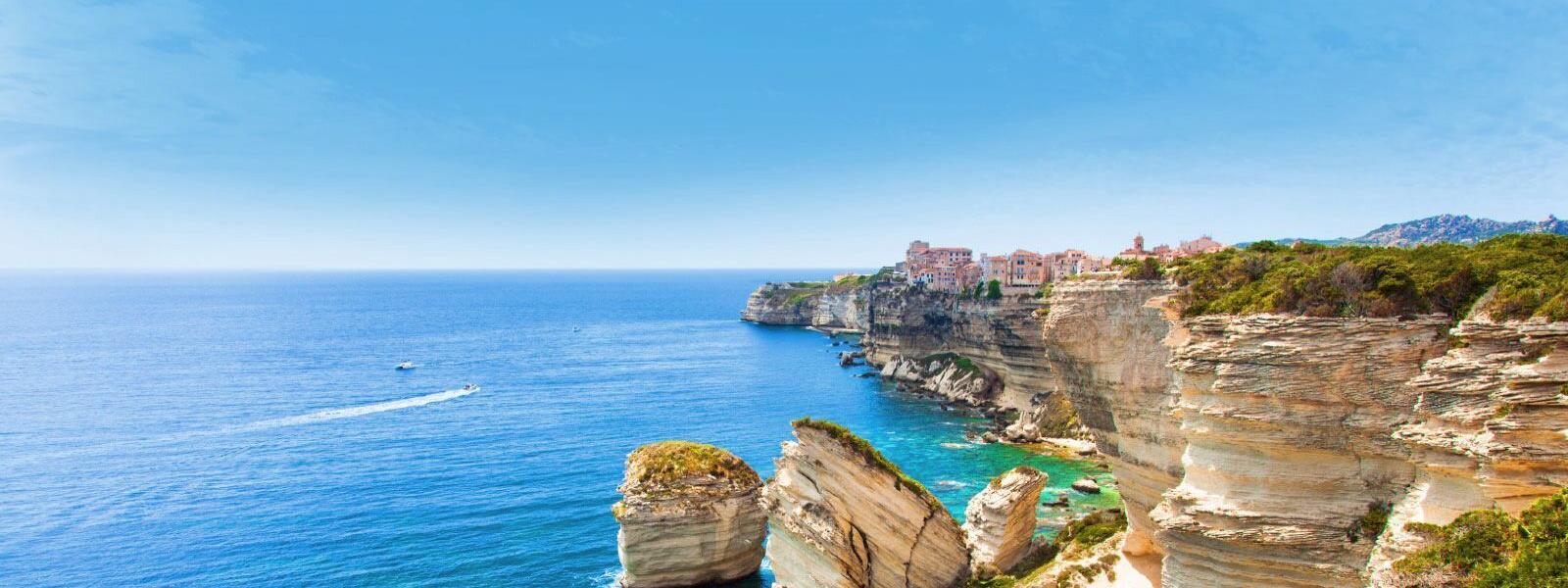 Ferienwohnungen und Ferienhäuser auf Süd-Korsika - e-domizil