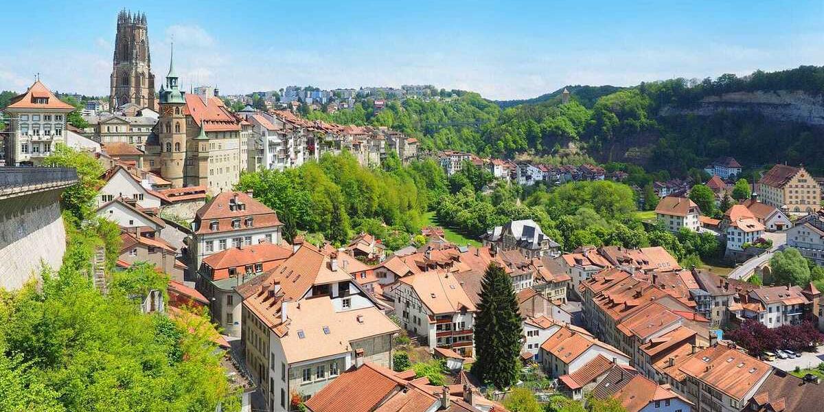 Ferienwohnung und Ferienhaus in Jaun - e-domizil