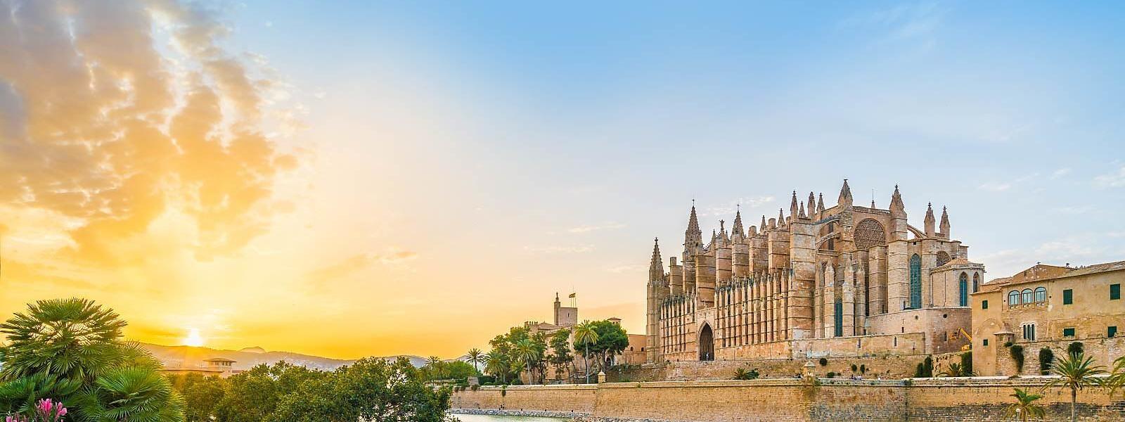 Ferienwohnungen und Ferienhäuser Mittelmeerküste Spanien - atraveo